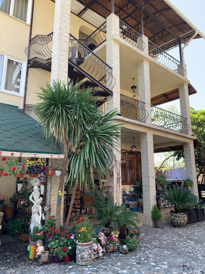 Guest House Aphyn Leto Gagra Ngoại thất bức ảnh