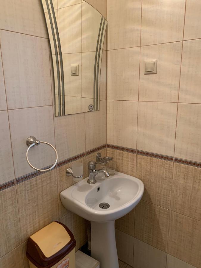 Guest House Aphyn Leto Gagra Ngoại thất bức ảnh